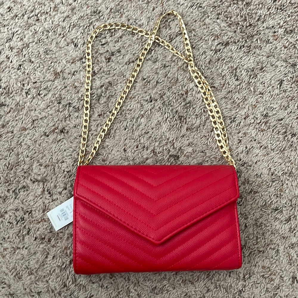 Francesca’s Lellani Red Quilted Gold Chain Clutch